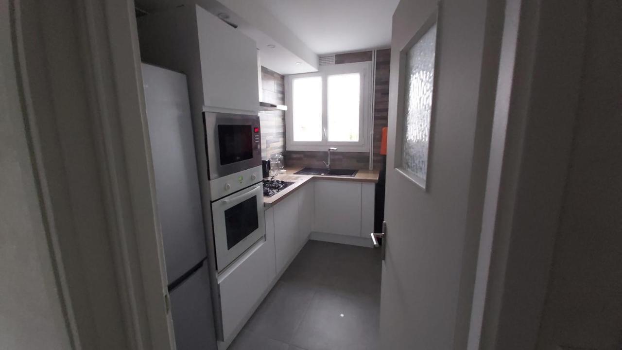 F3 Appartement 2 Chambre Un Salon Avec Wifi Saint-Jean-de-la-Ruelle Dış mekan fotoğraf