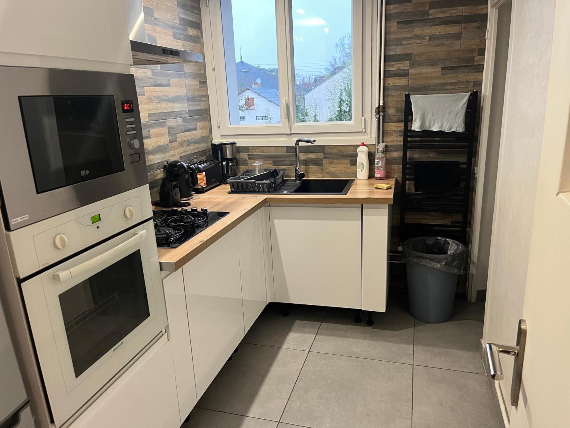 F3 Appartement 2 Chambre Un Salon Avec Wifi Saint-Jean-de-la-Ruelle Dış mekan fotoğraf